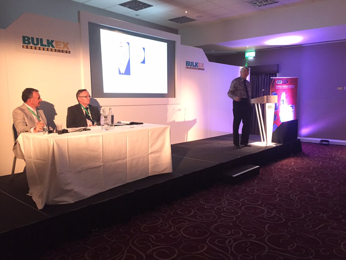 MHEA_BULK's tweet photo. Seasoned #BULKEX presenter Mike Bradley takes delegates through material flow, segregation and degradation issues in various industries https://t.co/MvBZnliL6c