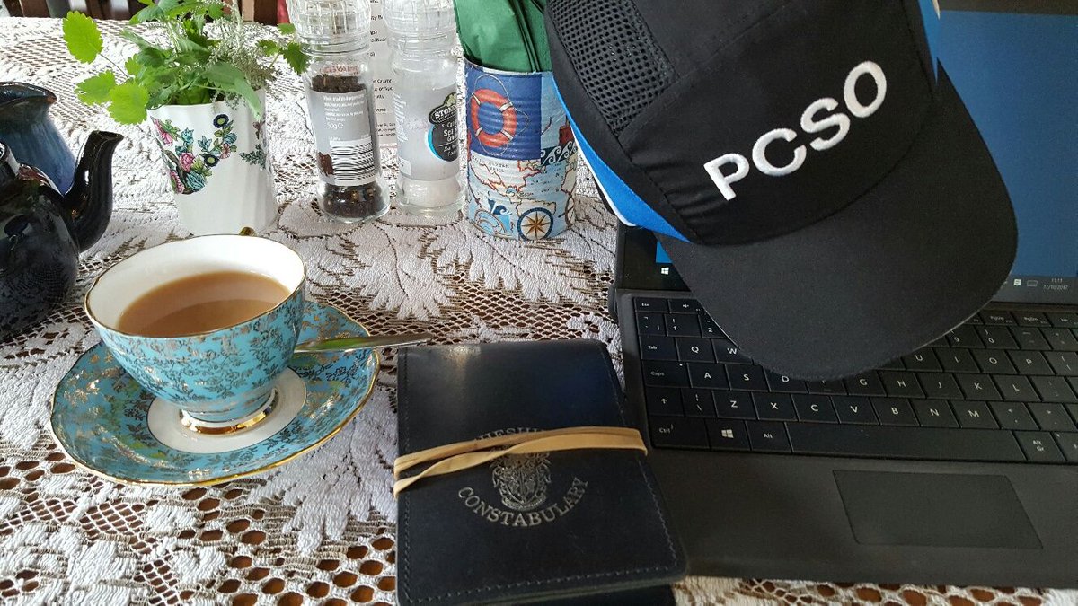 PoliceCongleton's tweet photo. PCSO Gillett working from her beat at the Old Saw Mill on River Street yesterday #popinforacuppa #hereforyou #Congleton https://t.co/OKSlEM2O1I