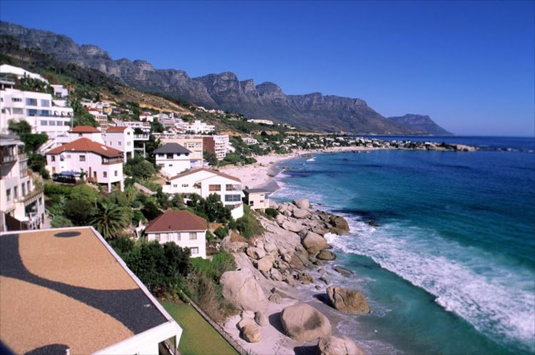 DiedericksInc's tweet photo. 7 of the fastest growing areas for wealth in South Africa. https://t.co/n24ea2fl4N https://t.co/R58u2jR6Zy
