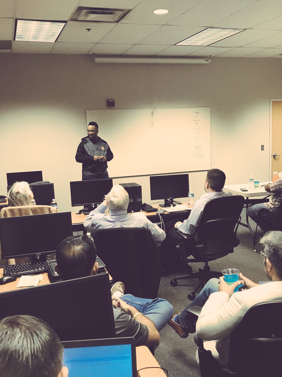 REI_CyrusBDixon's tweet photo. I love to smile, it makes life brighter! Great RVA/NOR Roundtable event! Thx @MikeWodzisz #WinningOnPurpose @F_Bender @spgwmd #SmartPayThe🌎 https://t.co/nbcI8ciO7s