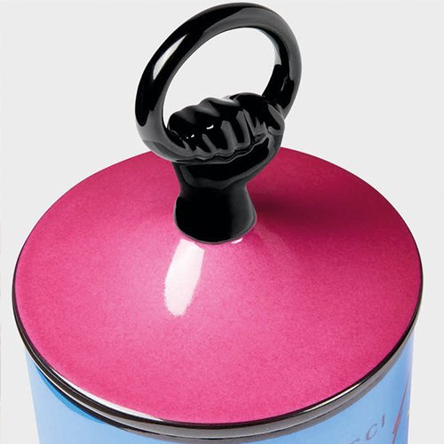 Gucci’s #AlessandroMichele #style is moving on to home #décor! More on #theMBM! <a href="/gucci/">gucci</a> #RichardGinori #GucciDecor themoodboarders.com