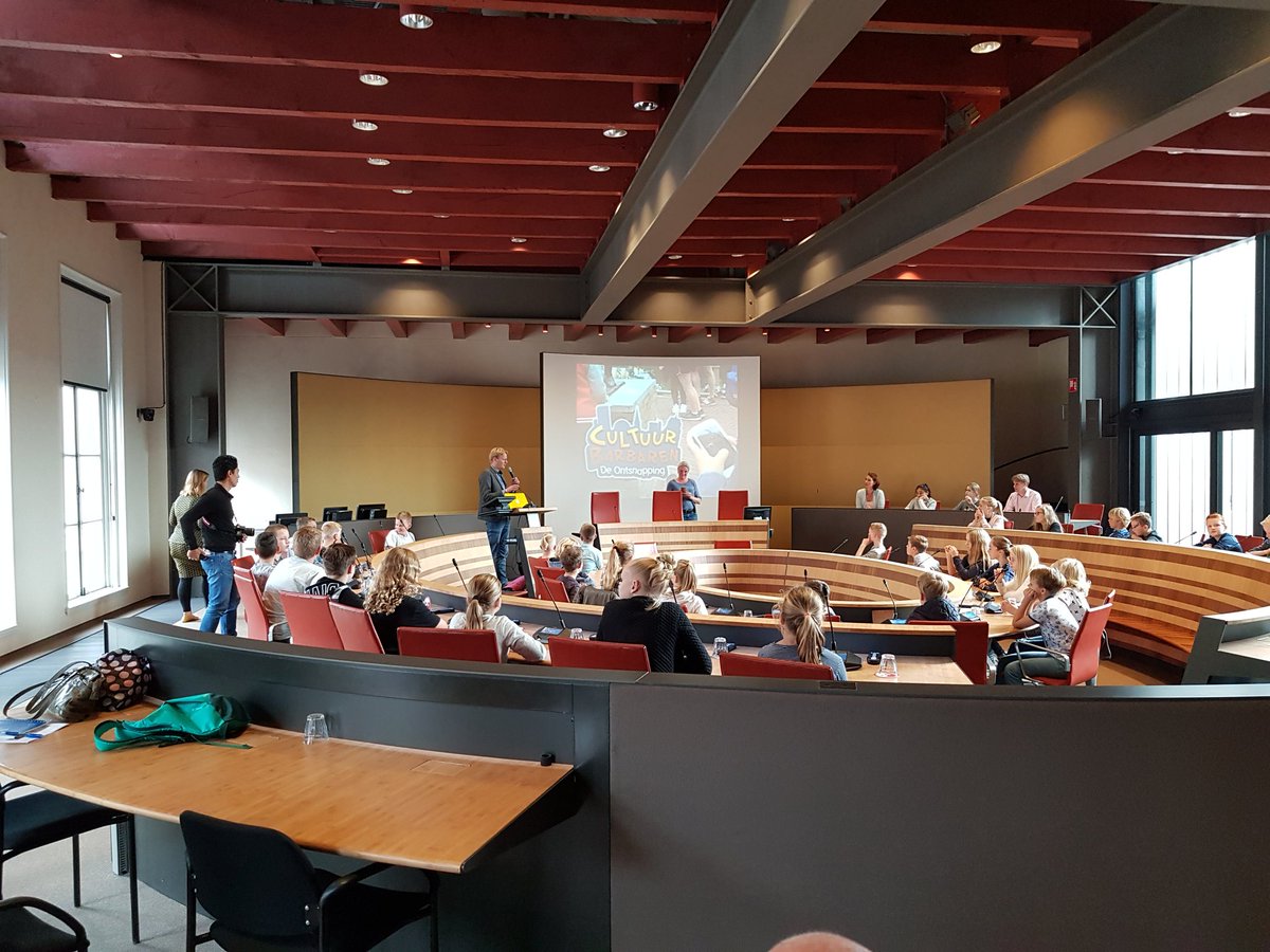 pcbolwd's tweet photo. Kinderen maken prachtige app #cultuurbarbaren. Nu gelanceerd. #CH2018 @algraschool https://t.co/CCTdO2wvaV
