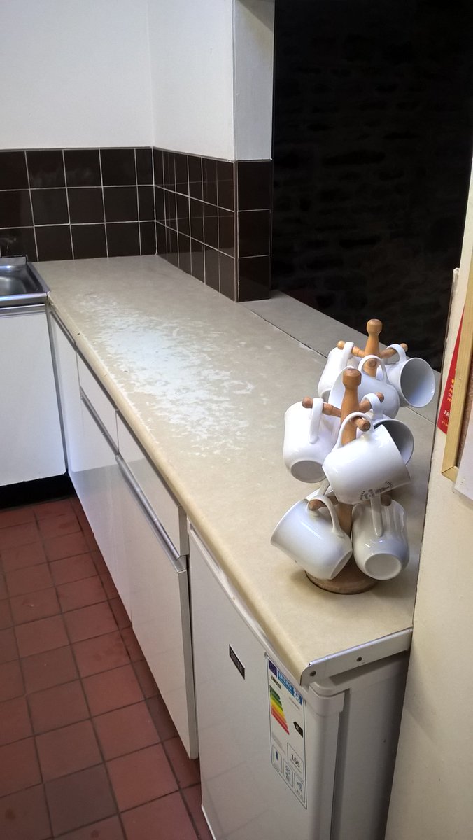 ianmacdonald44's tweet image. It's not always about the scout meetings I attend . Sometimes you just have to roll your sleeves up and get cleaning