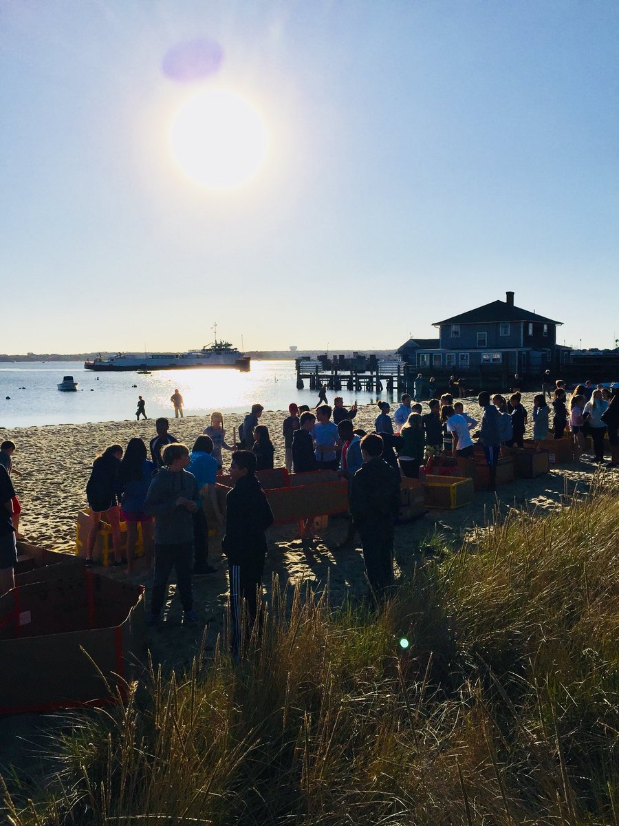 MrDavisELA's tweet photo. It’s a great day for the Oceanography 8th grade cardboard boat races! @gooddayknight @CyrusPeirceMS @ACKCPSPrincipal @Thedonnajohnson https://t.co/lOPdmHOx7E