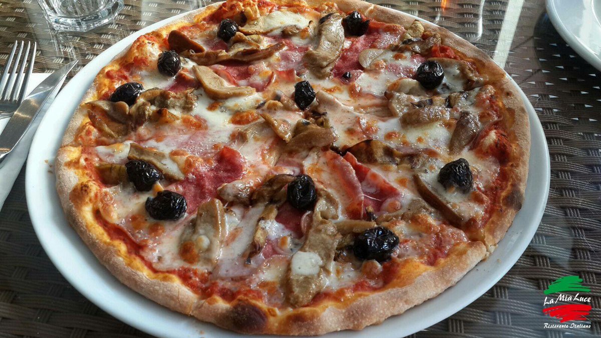 Deneyimli şeflerimizin hazırladığı el yapımı lezzetlerimiz ile İtalyan yemeklerinin farkını hissedin! #LaMiaLuce #Suadiye