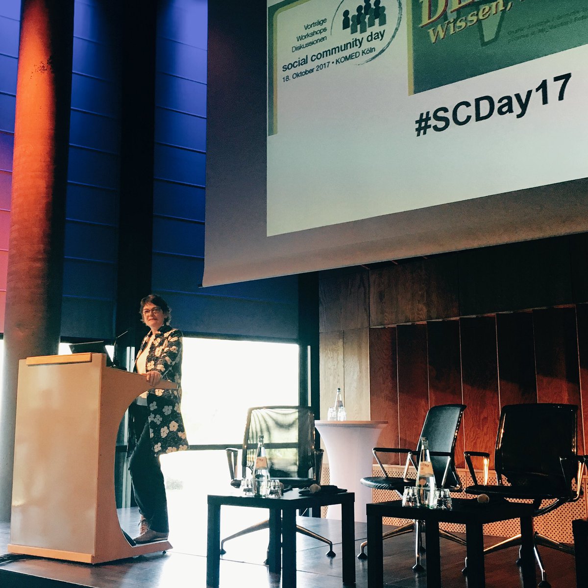 Solution_Space's tweet image. Frauke Gerlach, Direktorin des @grimme_institut eröffnet den Social Community Day 2017 👏🏼
#SCDay17 #solutionspace #outaspace