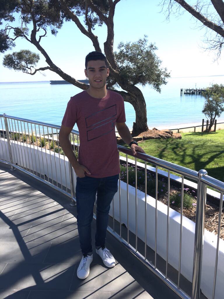 PlaymakerAG's tweet photo. Our rider @Jorge_Navarro9 is already in Phillip Island! / ¡@Jorge_Navarro9 ya está en Phillip Island! 🏝🏖 #JN9 #OurWorkIsOurPlay https://t.co/zeOS08VXeC