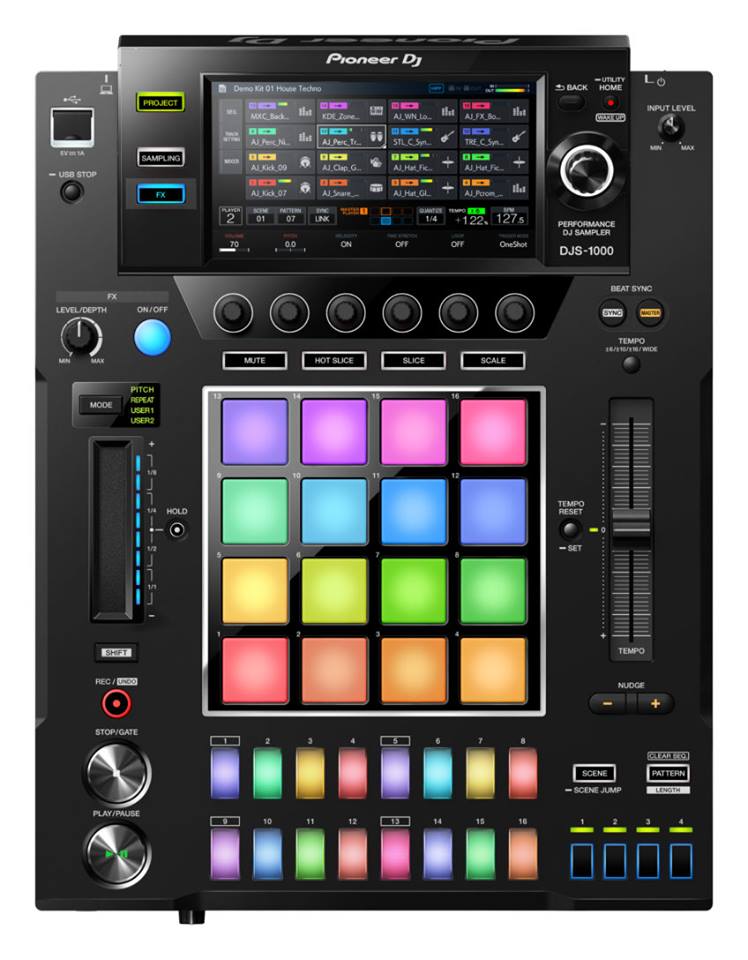 Sonovente's tweet photo. 🆕 Nouveauté #Pioneer 🆕 Découvrez le #sampleur #Dj autonome #DJS1000 !
Bientôt disponible au meilleur prix chez https://t.co/s1JQ2RZcaQ ! https://t.co/r6sLenmdfw