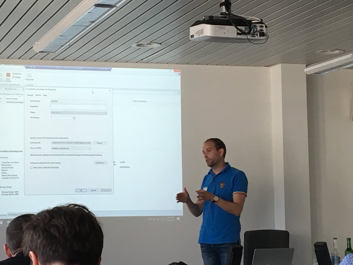 mirkocolemberg's tweet photo. @ronnydejong is talking about certificats for #ConfigMgr cloud services at #cmce1710 #MVPBuzz #community #emeamvp https://t.co/FcvdhN2jz8