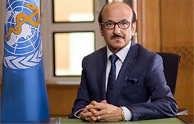 WHOEMRO's tweet photo. بكل الحزن ننعي دكتور محمود فكري، المدير الإقليمي لمنظمة الصحة العالمية لشرق المتوسط الذي وافته المنية أمس في رحلة عملhttps://t.co/94QGmjiIcE https://t.co/weJ0MAYHF9