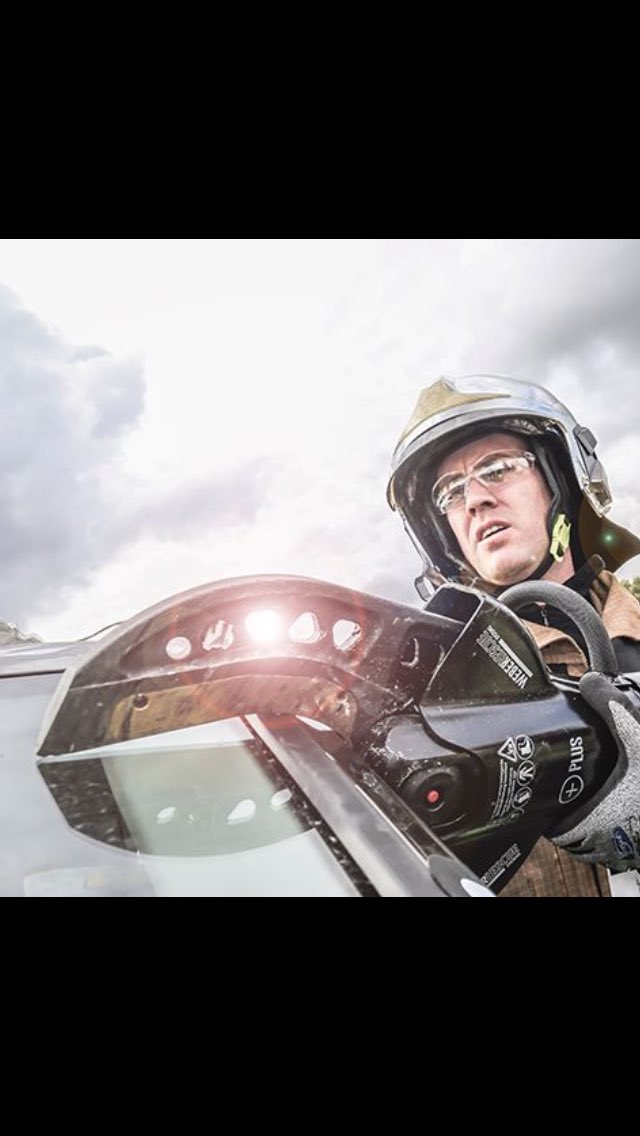 Any post, any car, anytime, that’s Weber “TeamGold” Cutters