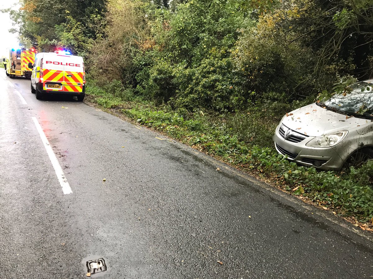 FenCops's tweet photo. RTC #MarchRoad between #FridayBridge and #March -please take care whilst @EastEnglandAmb and police are at scene to assist the patient #1134 https://t.co/Q1uO1FQMj1