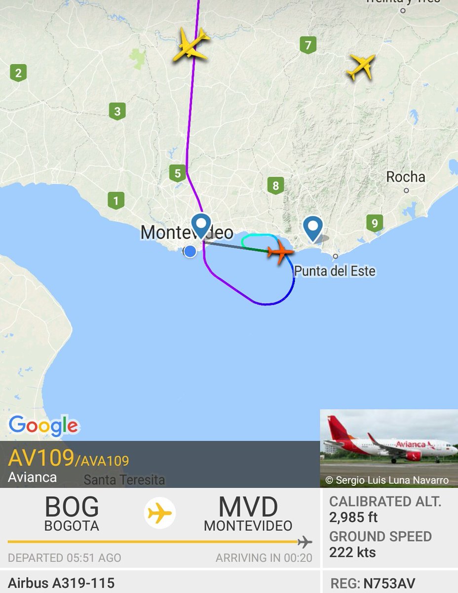 EstVillaDolores's tweet photo. Aeropuerto de Carrasco continúa bajo mínimos meteorológicos. El vuelo #AV109 de @Avianca procedente de Bogotá desvía a Punta del Este (SULS) https://t.co/wNM1MIZXi4