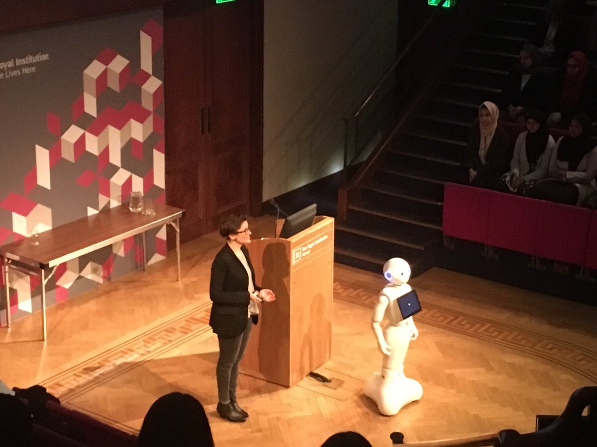 CherylRMartin_'s tweet photo. EY Kim Paykel & Pepper Key note speech @#EYWiT and #RiWit17 https://t.co/Exy7qKs0yR