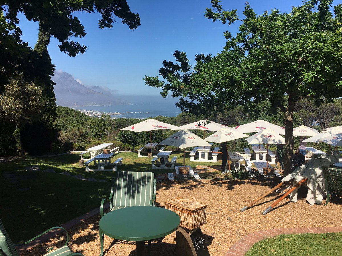 The Roundhouse tweet media