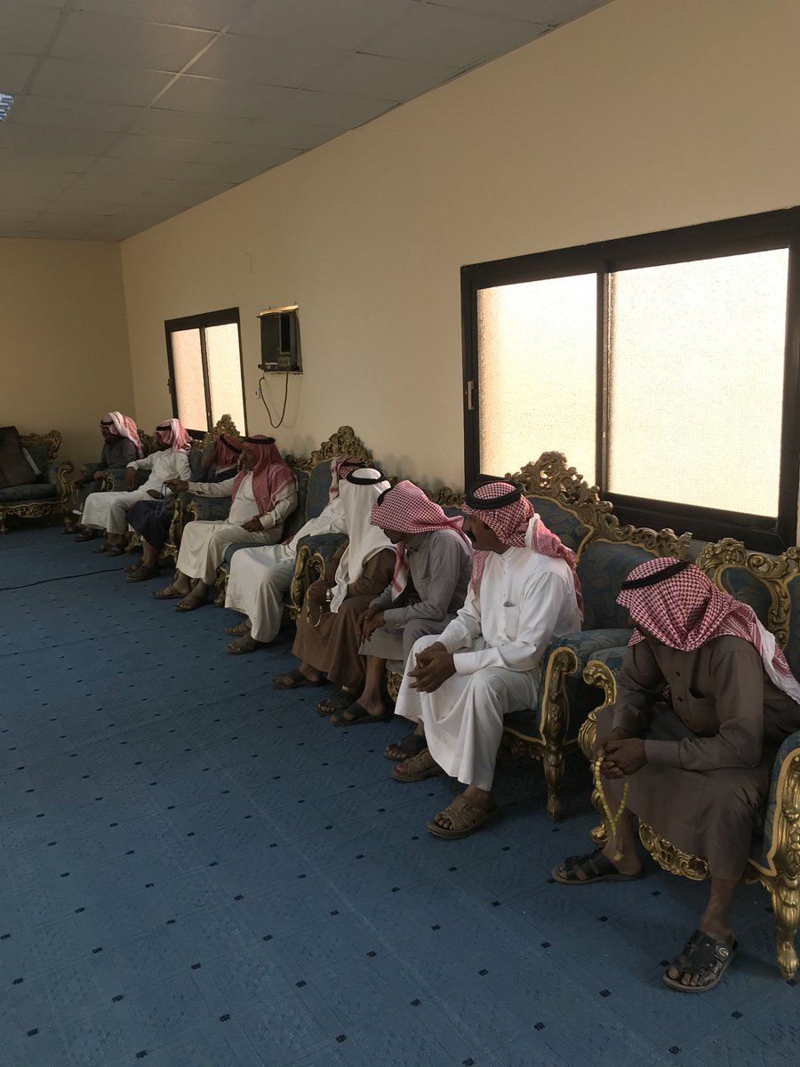 irshadvetsu1's tweet photo. اقام الْيَوْمَ #الارشاد_البيطري محاضرة عن مرض التهاب الضرع بالحيوانات بمركز  القليبة التابع لمنطقة #تبوك https://t.co/gJNcHLTONg
