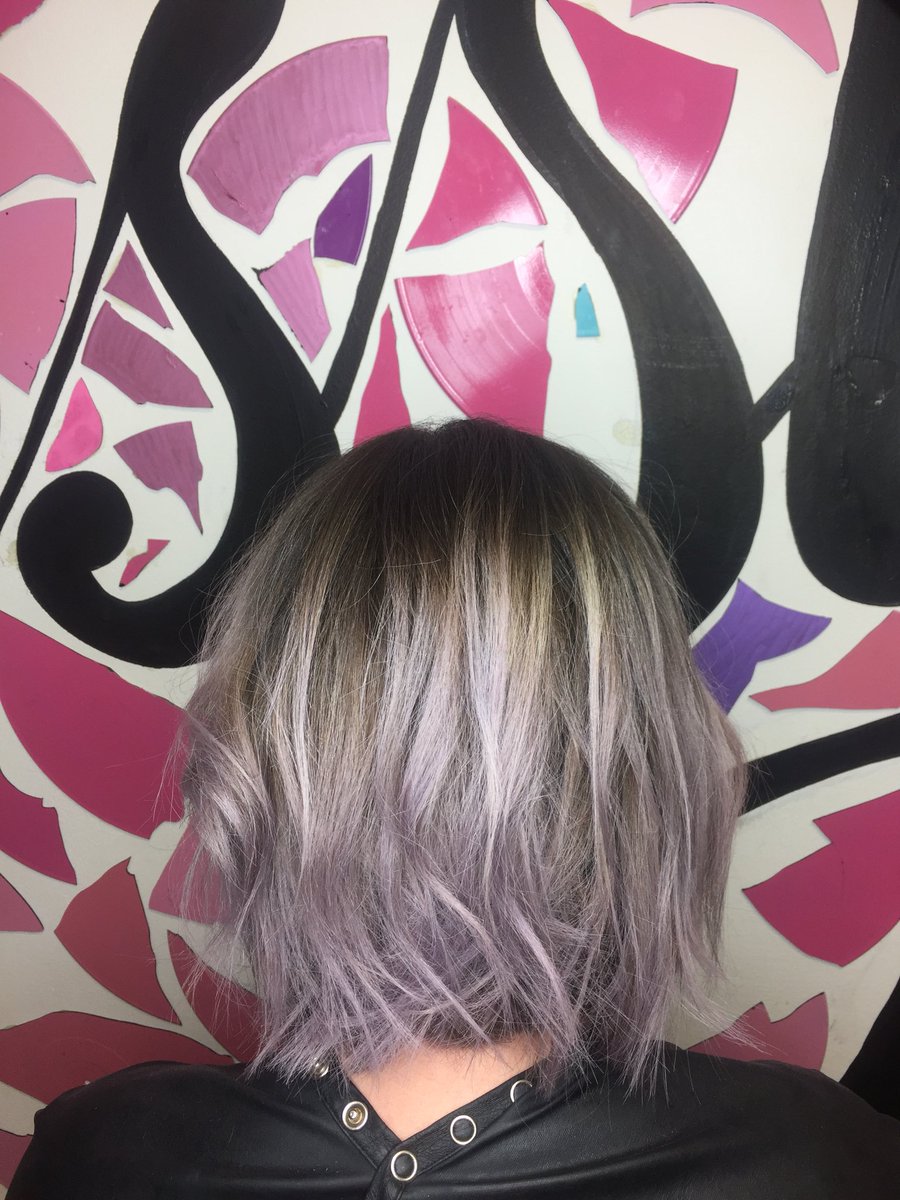 Sassys_Irvine's tweet photo. ๐ฎ root fade // micro fringe ๐ฎ #rootfade #microfringe #babybangs #tigicolour #hairsalon #salonperfect #hairgoals #colourexpert https://t.co/XILwv6q6tY