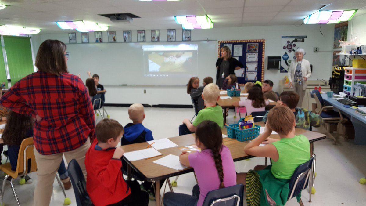 BESLeads's tweet photo. STEM Lab and Skateland and Exploration, oh my! #activelearning @HanoverSchools https://t.co/kbXeCGrKdT