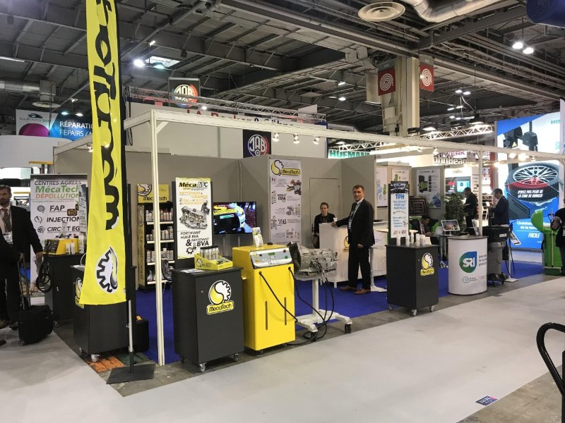 SELDMecaTech's tweet image. #EQUIPAUTO2017 ça continue, toujours au Hall 3 emplacement E106, pour vous servir ! cc @EQUIP_AUTO #fueladditive #oiladditive #lubricants