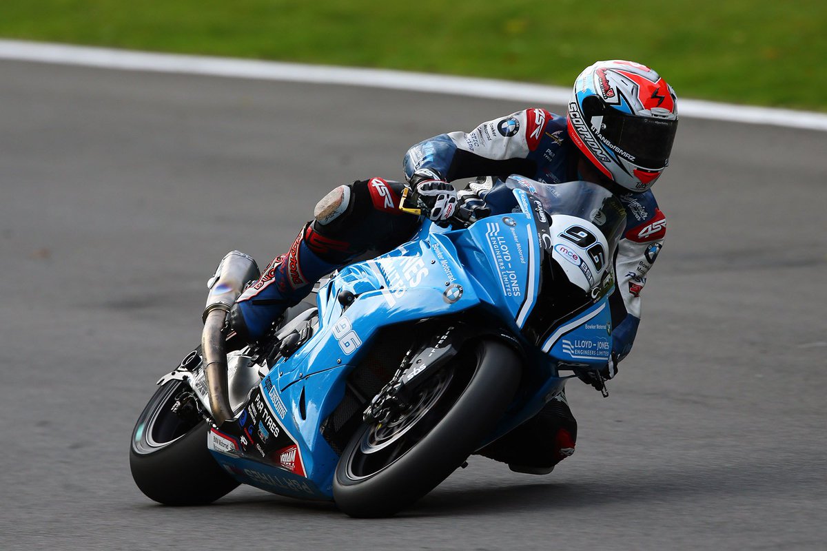 BSB Round #12 #BrandsShowdown | <a href="/KubaSmrz96/">Kuba Smrz</a> &amp; <a href="/PRRacingBMW/">L1 Racing</a>  <a href="/ForStreetRacing/">4SR - For Street Racing</a> leathers 🏁 4SR.com