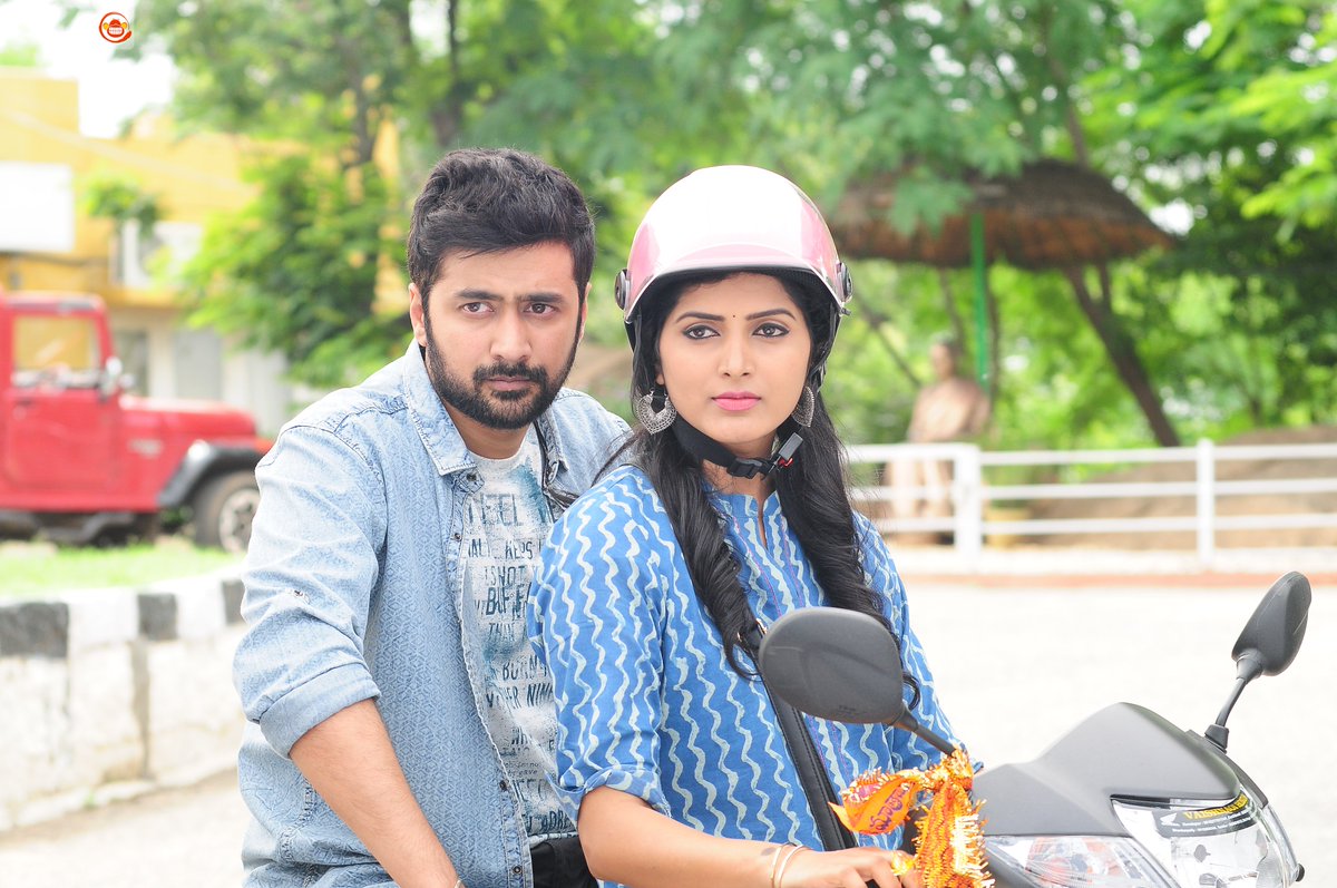 SMTollywood's tweet photo. Latest Working Stills of #Drushti 
@23_rahulr @vennelakishore #PavaniGangireddy https://t.co/9skpo7ACAu