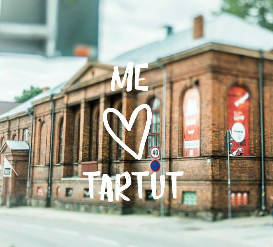 uusteater's tweet photo. Tartu toetab lisaeelarvest meile armsa Laia tänava maja ostu 50 000€-ga. Parim kodulinn @tartulinn! Aita kaasa - https://t.co/BSh1mSWnja https://t.co/YPwYj58PMb