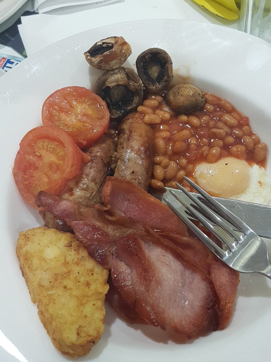 chef_for_chef's tweet image. @waitrose what did you guys do to my breakfast? #4mushrooms #dryassbacon #1egg #verypoor