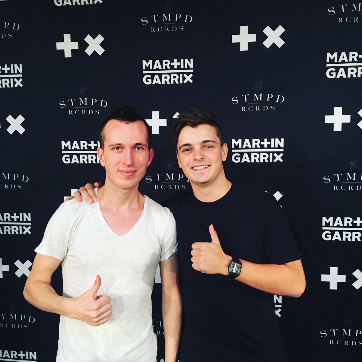 seegymusic's tweet photo. With @martingarrix at the @amsterdamdanceevent Amsterdam Dance Event, Netherlands 🇳🇱
#amsterdam #sunbrothers #martingarrix #ade https://t.co/ybEFk1iC8H