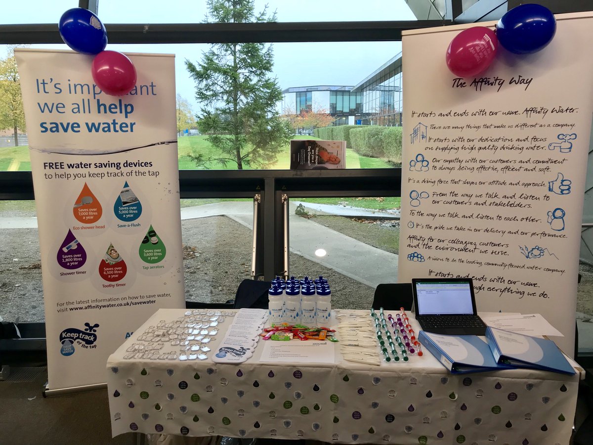 AffinityWater's tweet photo. If you are at The Graduate Recruitment and Placements Fair @UniofHerts today please come over and say hello 👏 #WorkFest17 #Grads https://t.co/HI4fYLP76d