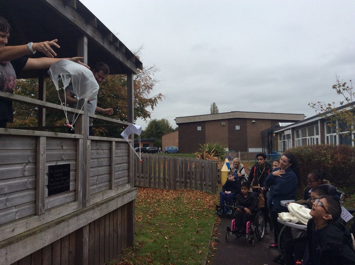 wilsonstfeed's tweet photo. Super hero’s have been saved, thanks to learning about air resistance in science #wsscience #wssecondary #wsclass3.3 #wsturing https://t.co/xyHHkG8HR8