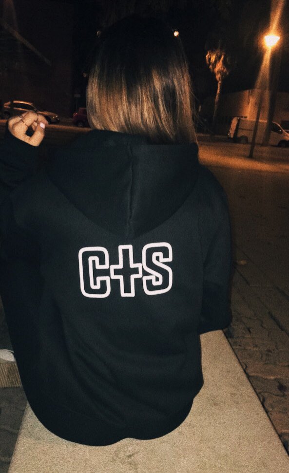 AndreaPgMitimi's tweet photo. Me encanta formar parte del SQUAD de @OfficialCyS 💪🏻😍
🖤 Sudaderas que puedes conseguir en su gira #DIRITOUR 🖤
C + S https://t.co/66HvWEkVEb