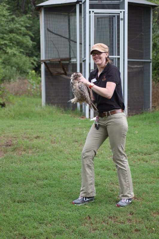 TulsaZoo's tweet photo. We have the opportunity to rehabilitate injured wildlife preforming initial exams, diagnostic testing, wound care &amp; P.T. #VetTechTakeover https://t.co/diXRzANweR