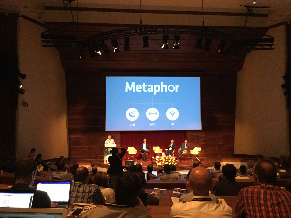 Listening to <a href="/Andy__Carr/">Floppy Wiener</a> from <a href="/freesat_tv/">Freesat</a> introducing Metaphor at the HbbTV Forum #HbbTVRome