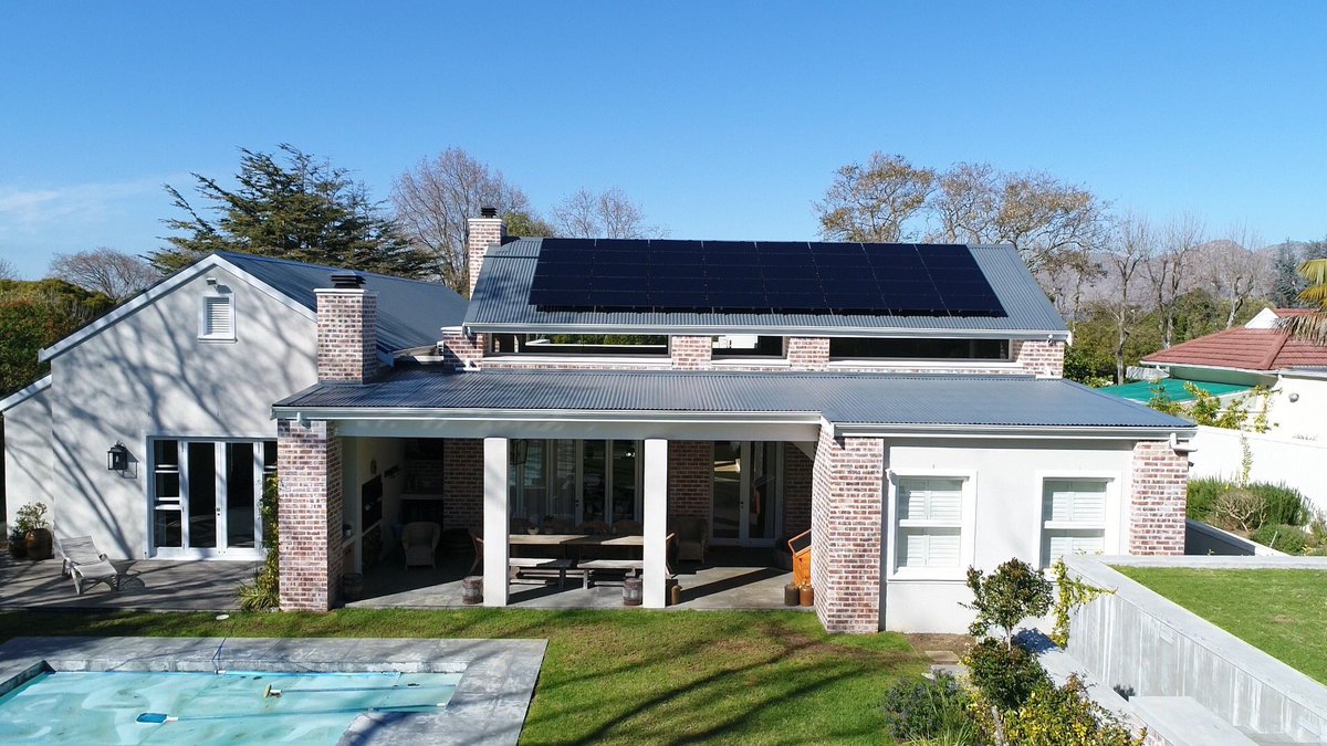 PVGreenCard's tweet photo. Our first PV GreenCard has been issued to this Bright House Solar residential rooftop PV system in Constantia, Cape Town #solar #SouthAfrica https://t.co/ZBlG8qKjpl