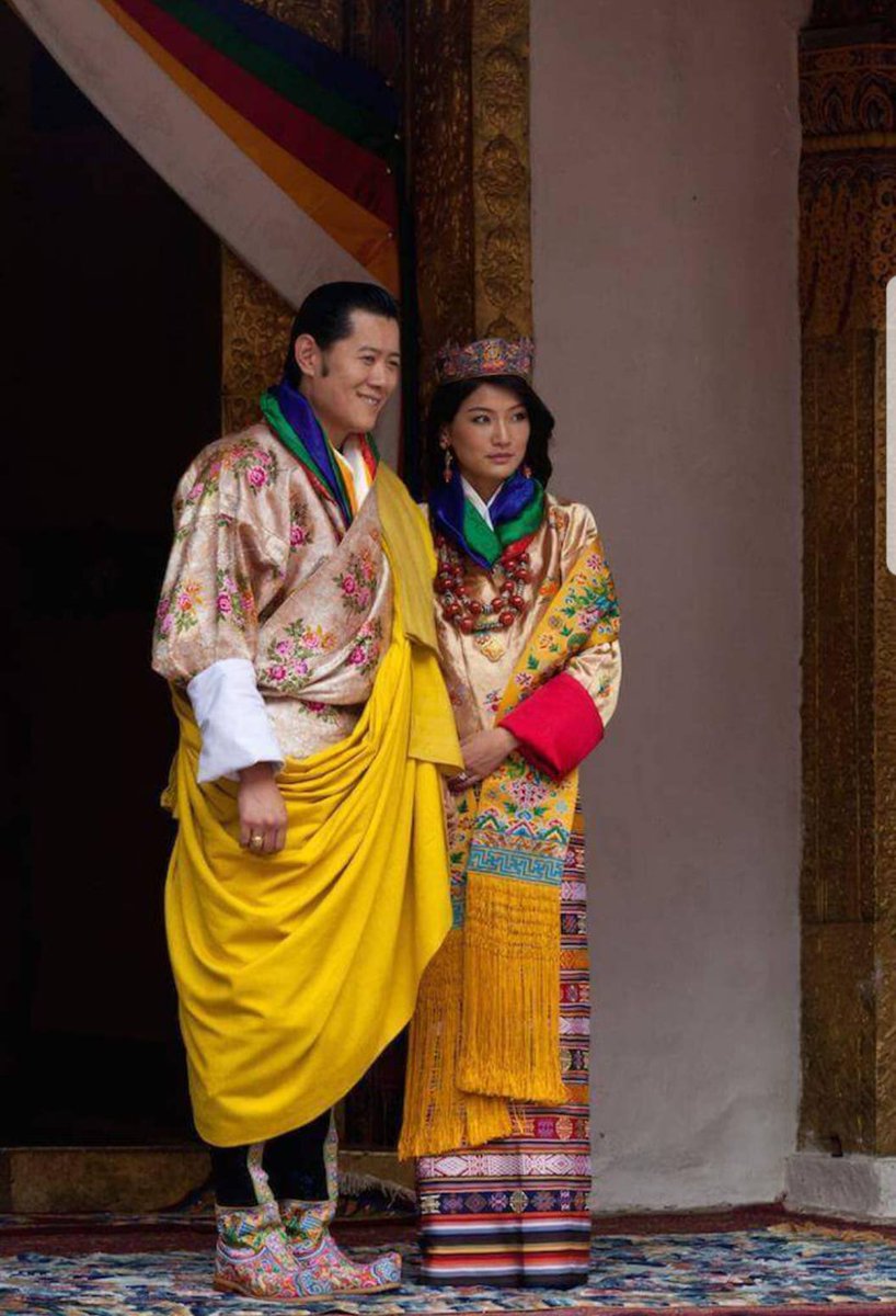 กษัตริย์จิกมี่ทรงเข้าพระทัยแนวปรัชญาการปกครองของในหลวง ร.๙ อย่างลึกซึ้งและเจริญรอยตามเบื้องพระยุคลบาทในการทรงนำวิถีชีวิตพอเพียงแก่ชาวภูฏาน