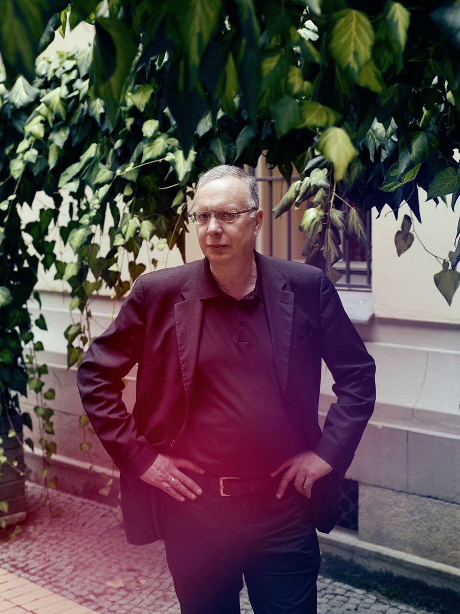 brandeins_int's tweet image. A dash of egotism: An #entrepreneur, a #politician and a #theatre #director discuss their key strategy: doing what you like. international.brandeins.de/a-dash-of-egot…