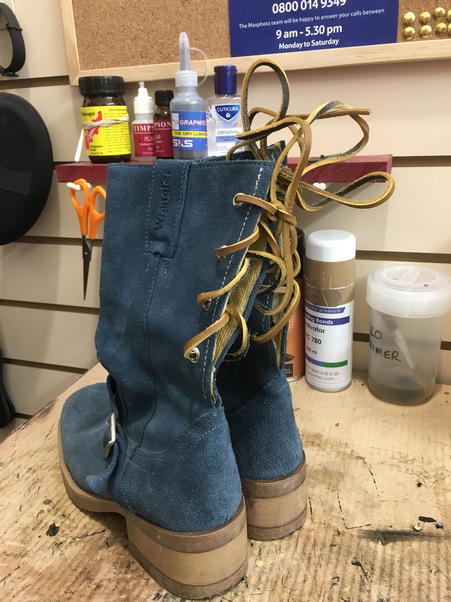 TimpsonManager's tweet image. So the lady wants rear boot laces, I give you rear boot laces..