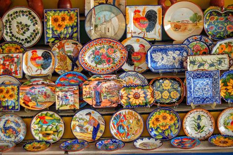 CTTCBikeTours's tweet photo. Forget the Pottery Barn, here is barnyard pottery! #Alentejo #Portugal https://t.co/w11w96CL3v