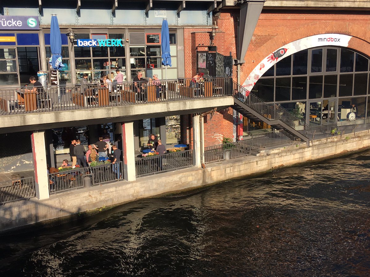 dbmindbox's tweet photo. Enjoying the sunny side of life๐ #dbaccelerator https://t.co/BZU2ixgH4m