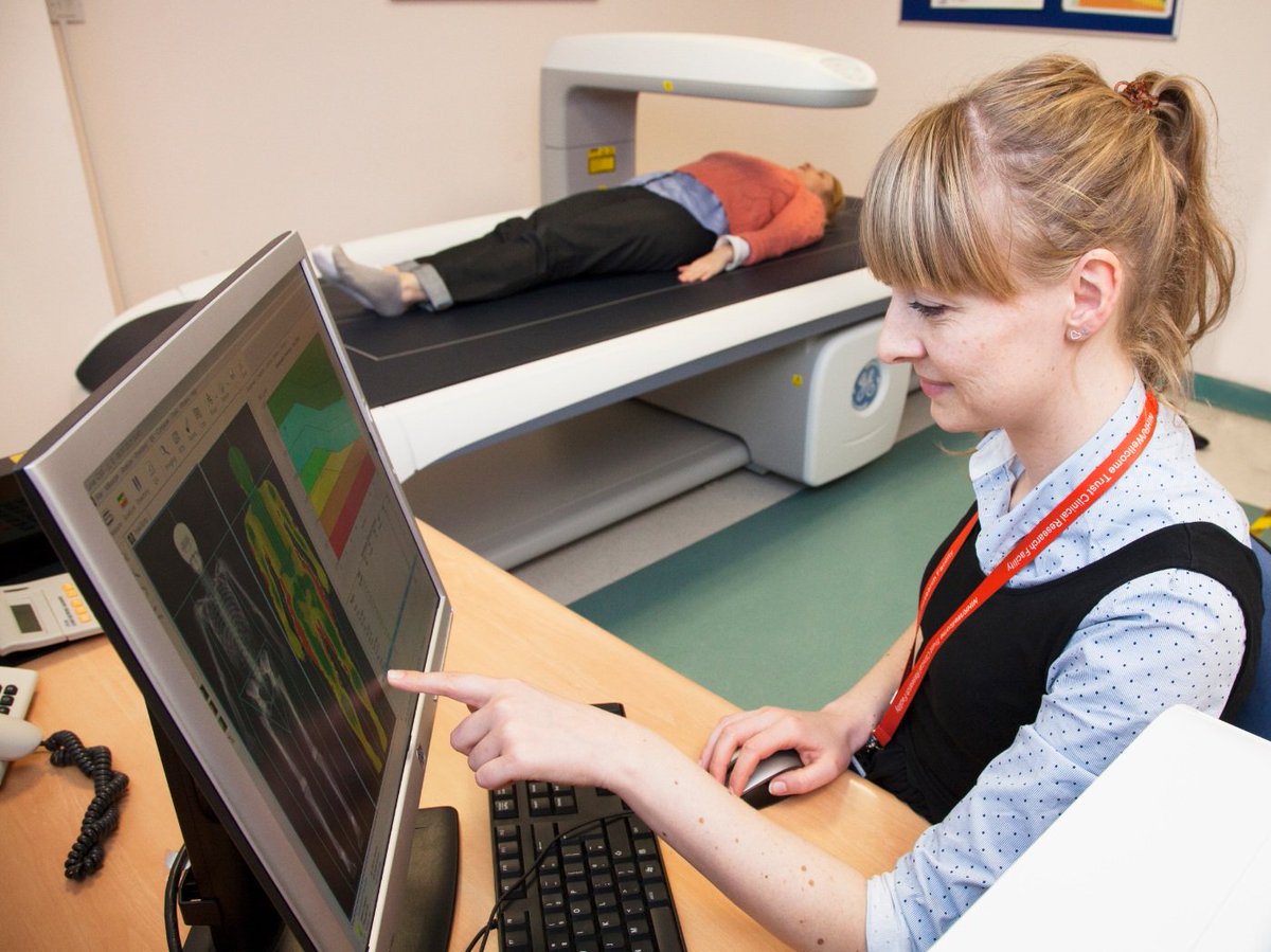 CambridgeBRC's tweet photo. NIHR Cambridge BioResource has over 17,000 volunteers who are willing to take part in a research studies #CBRC17 https://t.co/Vdb2yz4AGf https://t.co/98aYK42av9