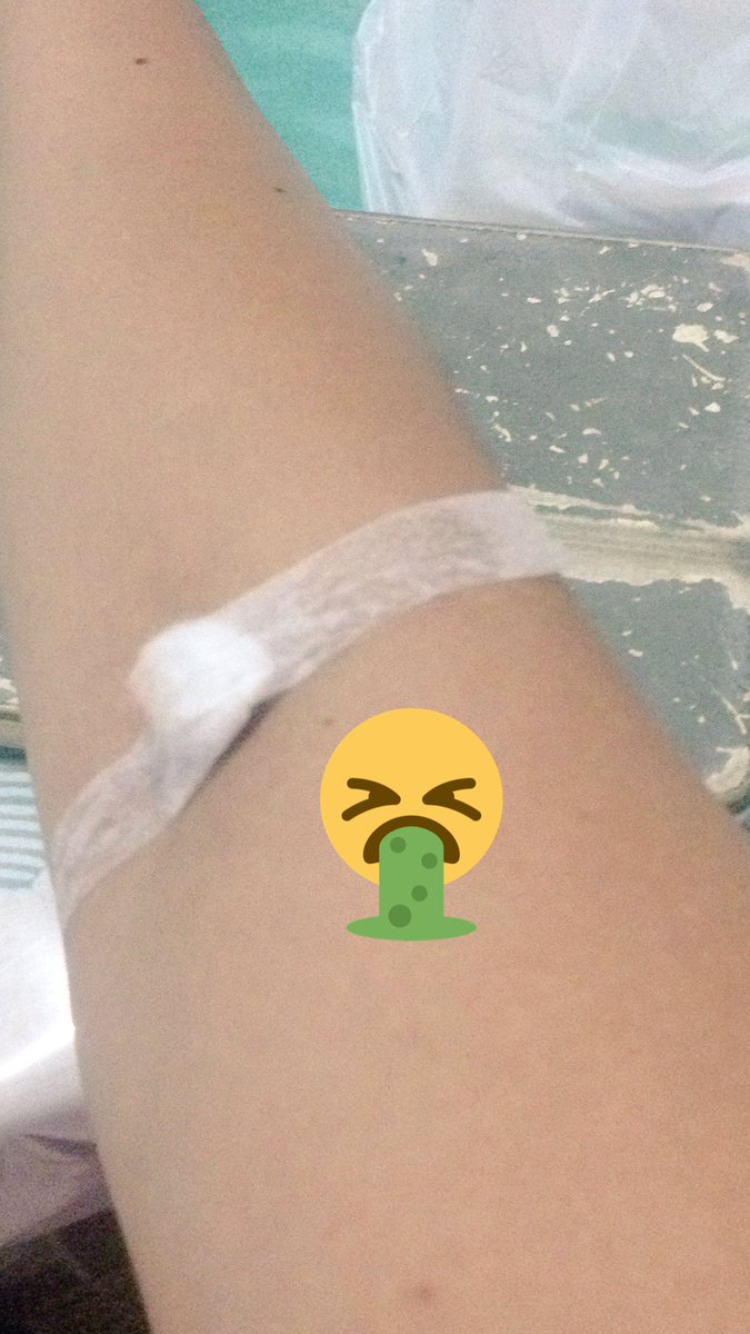 reginsa's tweet photo. Pusing,mual,enek 🤢 https://t.co/DRjshR2RnX