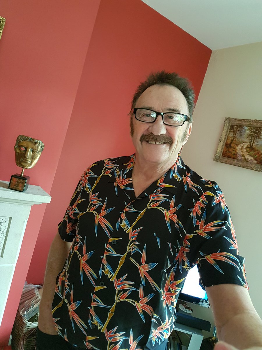 PaulChuckle2's tweet photo. Happy Birthday to me ...  🕺🥃🥃🥃🎉 https://t.co/7uLbPaP2Yv