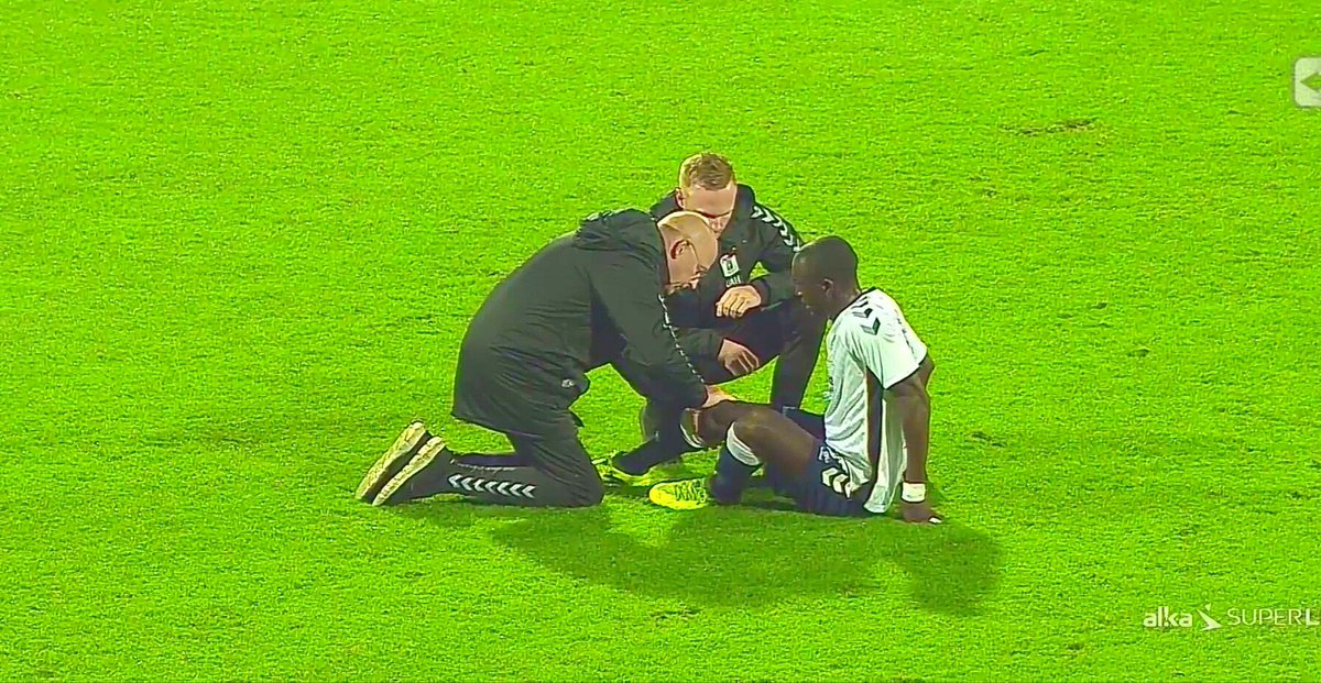 Honoregregory1's tweet photo. @AdamaguiraOFF Courage dans ce moment difficile 💪 https://t.co/d8o0Bvle0T