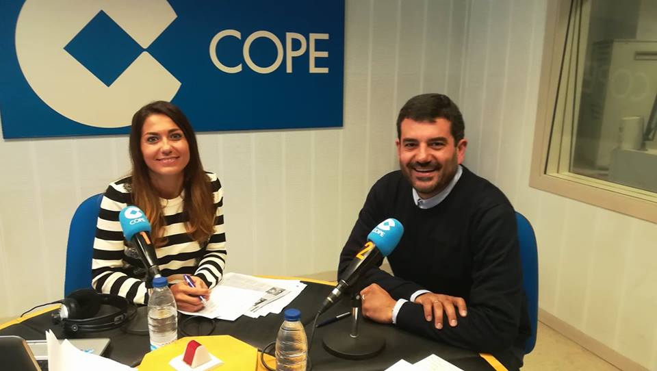 TituloEcel's tweet photo. Hoy Modesto Gómez hablando en @copesantiago sobre el Título de Comunicación Estratégica y Liderazgo de la @universidadcjc. https://t.co/dNNow6tcQg