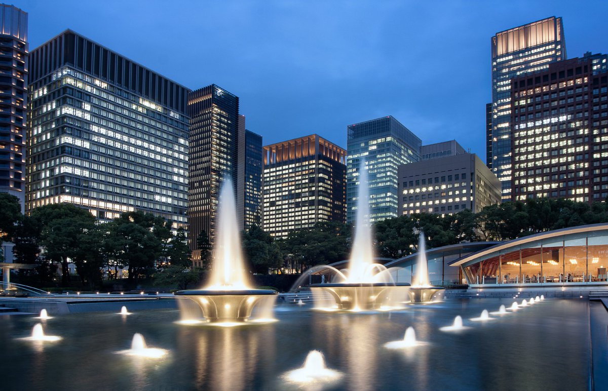 fulloftravel's tweet photo. Wadakura Fountain Park #tokyo #travel #japan #chiyoda #city #asia #architecture #nightlife #longexposure #travelphotography https://t.co/GjPLOg5k4P