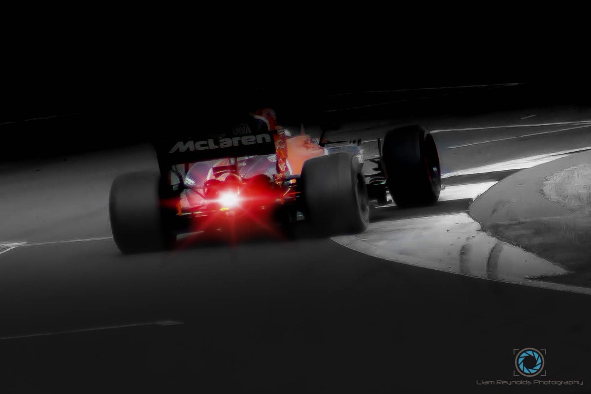 LRphotographic's tweet photo. @McLarenF1 @svandoorne @F1 https://t.co/JdNMx55OIB