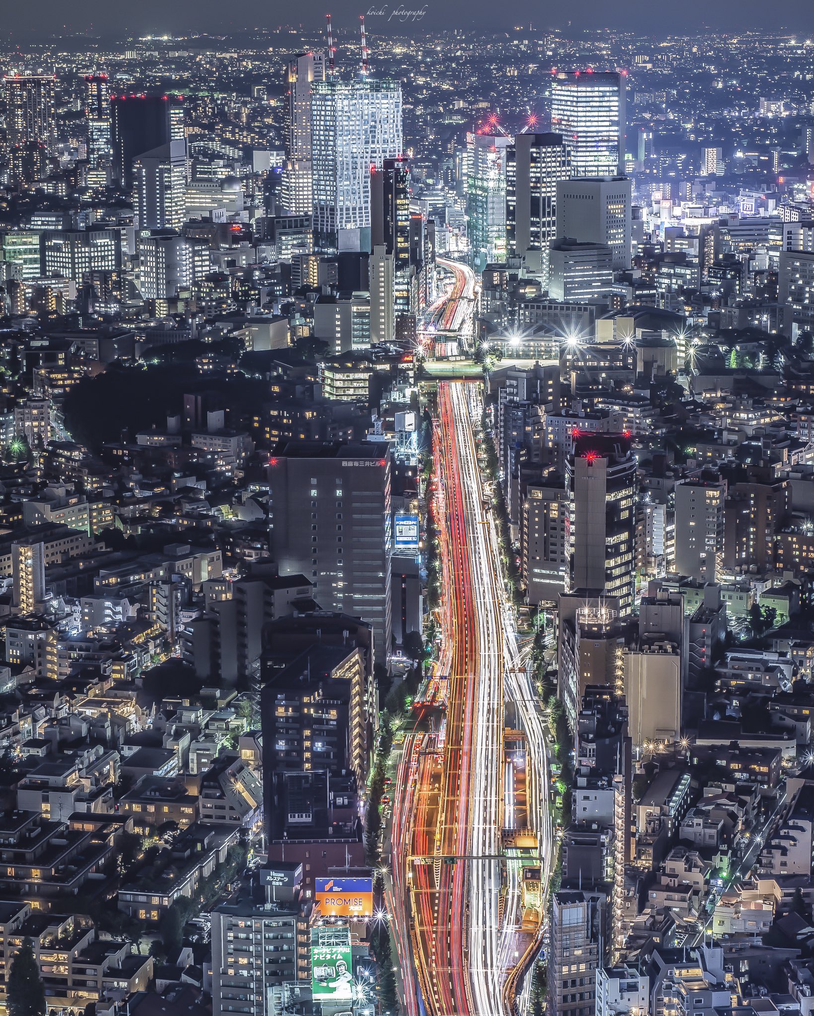 Koichi 都内夜景 六本木ヒルズより 羽田方面全体 ヒルズ 東京タワービルリフレクション 東京タワー方面 渋谷方面 六本木ヒルズ52階室内展望台より撮影した4枚です 六本木ヒルズ 都内夜景 東京 夜景 T Co 5qtie5yy98 Twitter