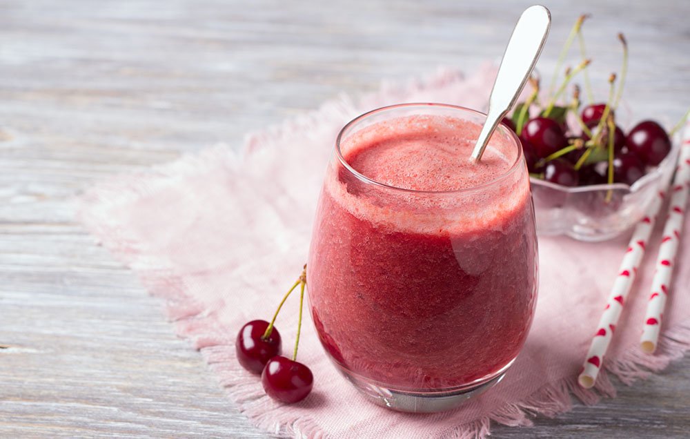 This delicious and clean smoothie will help fight dangerous inflammation in your body: spr.ly/60168AwXo