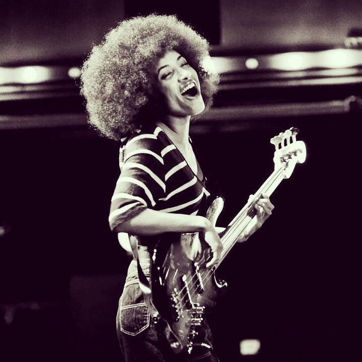 GhostNoteRecord's tweet photo. Happy birthday to amazing Musicians  Esperanza Spalding we wish you all the best ✌🏻⚜️🎶🎸 #jazzmaster #ghostnoterecords #jazzbass #jazz https://t.co/qr4tt8pozq