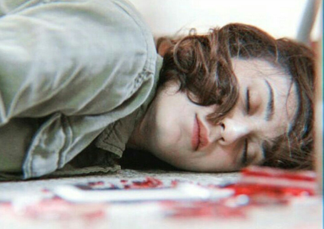 yineceren's tweet photo. " Ve bazıları yokken bile vardır, fazlasıyla... "
#OğBah https://t.co/a3bDcbRH62
